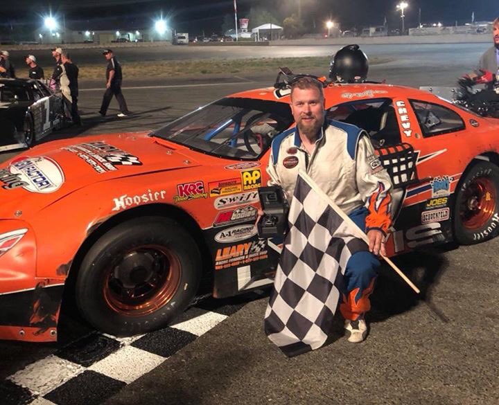 LongacreRacing's tweet image. Congratulations to our own Gary Lewis, back in Victory Lane!