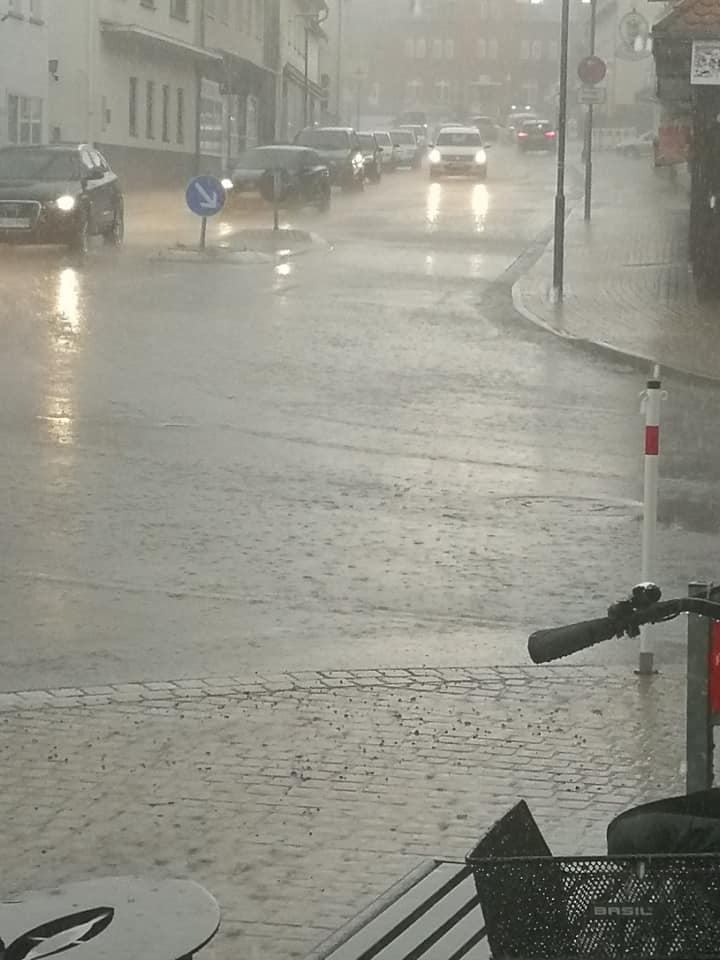 nesscup's tweet photo. #Unwetter #neustadthessen #storm #thunderstorms 
#Germany #Hessen https://t.co/1cx9eQBOgB