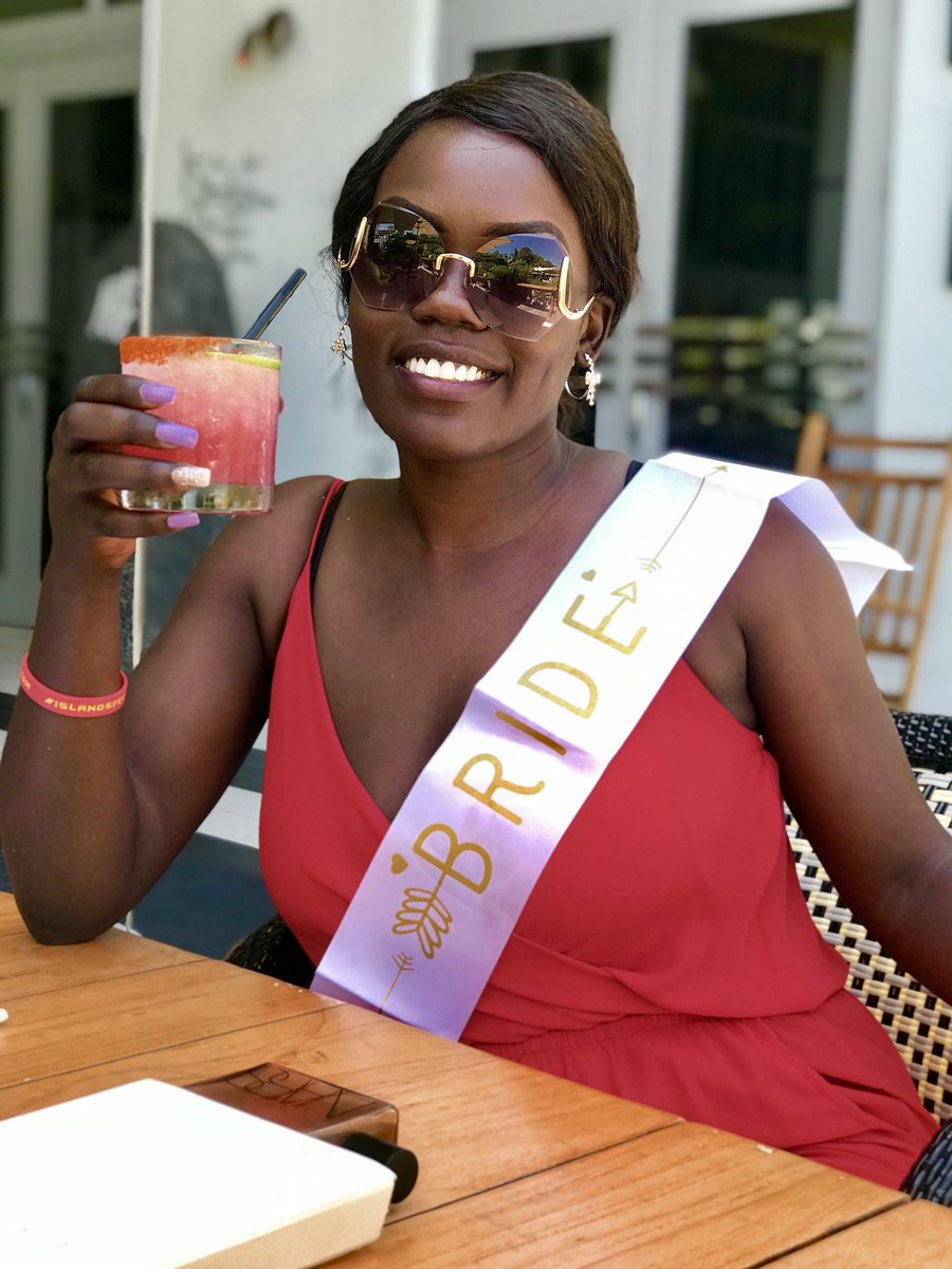 passportbae's tweet photo. Bride to be and bride-tribe do Miami Beach ☀️ .
.
#miami #beach #southbeach #sls #slspoolparty #bride #bridetribe #poolparty #summer #summer2018 #goodvibes #beachplease https://t.co/KGgE4fYKOi