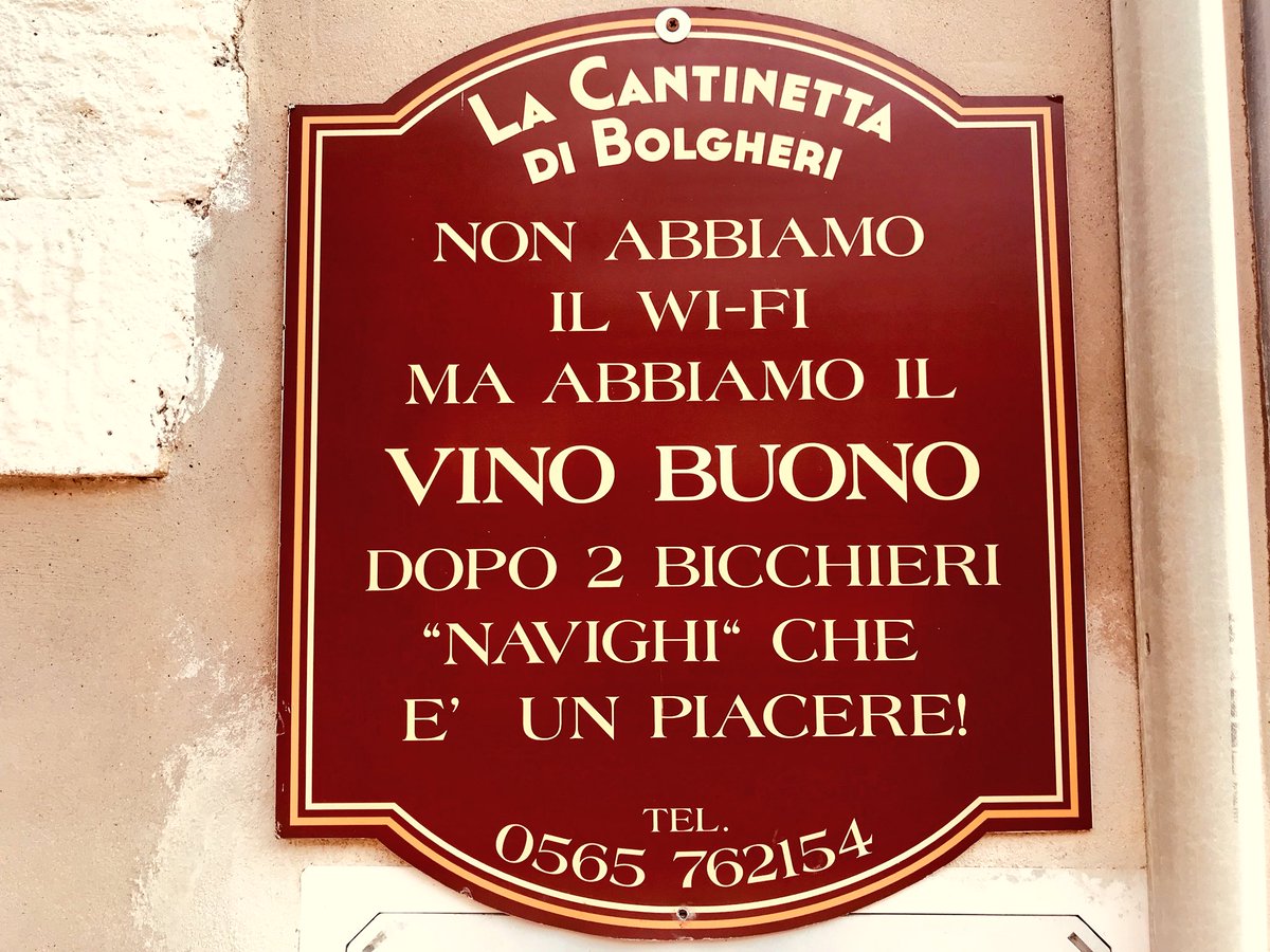 lacuocagalante's tweet photo. Di #DueCose ho bisogno di un bicchiere e di una bottiglia di buon #vino 🍷🍷🍷 E voi ?? #wineoclock #winetasting #winelover #wine https://t.co/n0QEKBGoMk