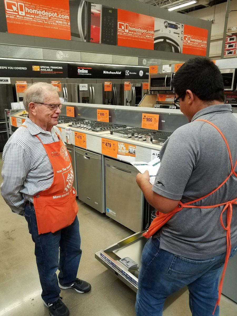 Tom Halbrook tweet media