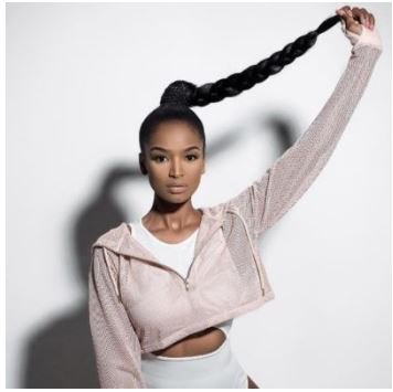 bellanaija's tweet photo. @ayandathabethe_ serves us major slay goals in the jumbo braided ponytail hairstyle. Get the exact same look on  @Black_Hair_Hub https://t.co/3uGSCEu8n5 #BlackHairHub #ponytail #summer #jumbobraid https://t.co/lhvwa4LiXF