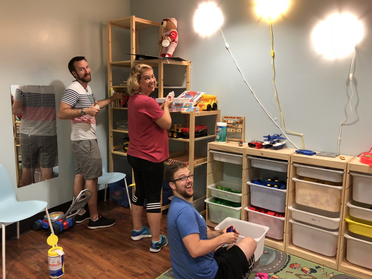The Mars Cincinnati team spent the day volunteering at Ronald McDonald House of Cincinnati. #rmhcincinnati @rmhcincinnati #MarsStartSmall #forRMHC