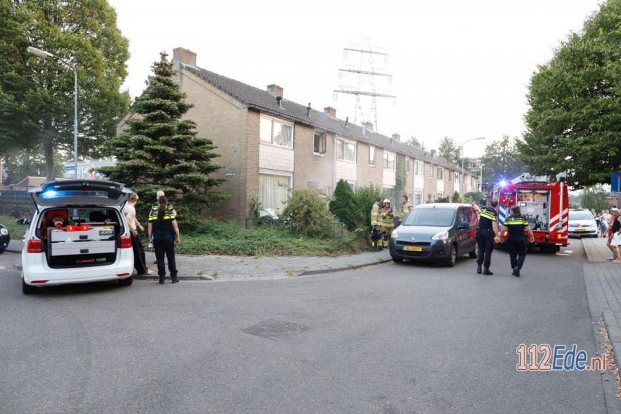 🚨 Bewoner Timorlaan #Ede valt in slaap en vergeet pannetje op het vuur 112.press/Qf7ft9 112Ede https://t.co/AlTS2HMPVw