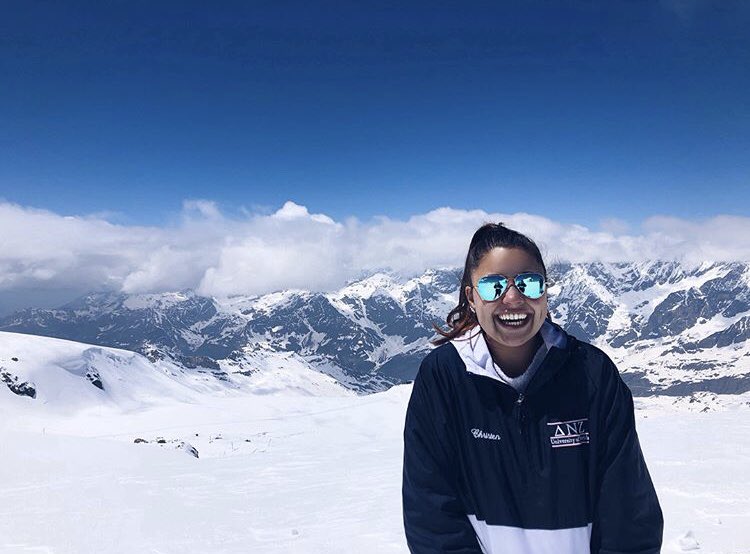 DeltaNuZetaUF's tweet photo. No matter where you go, always make sure to throw what you know. #dnztravels #rushDNZ https://t.co/fgtnajAyjP