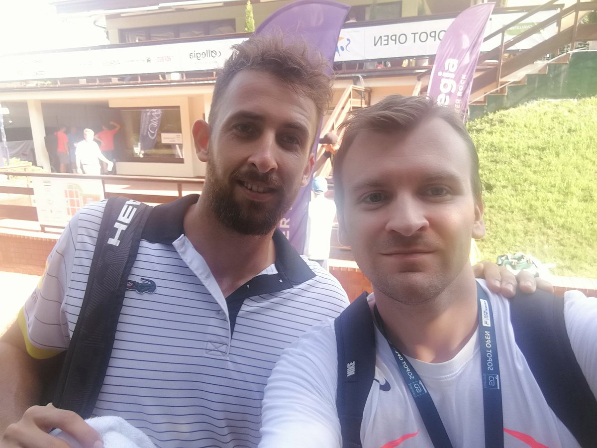 OskiSozanski's tweet photo. Cały tydzień z tenisem, jakieś 50 godzin na kortach, mnóstwo kapitalnych meczów... To był naprawdę wspaniały turniej! Organizacja pierwsza klasa. Dzięki @SopotOpen i widzimy się za rok! 👏👏🎾🎾💪💪 #SopotOpen #sopotopen2018 #wgdyni #ATPChallenger https://t.co/IlVDmfplsv