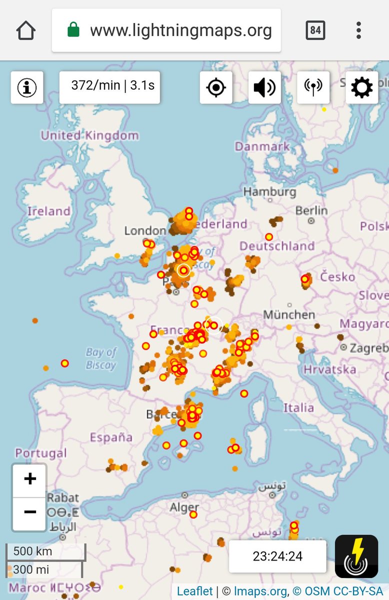 Astropierre Je Suis En Train De Regarder Sur T Co 6bxxtnr4mn Les Eclairs Tomber Sur La France En Temps Reel Fascinant Lien T Co Rxzmznrhux T Co 08bsdlud3o
