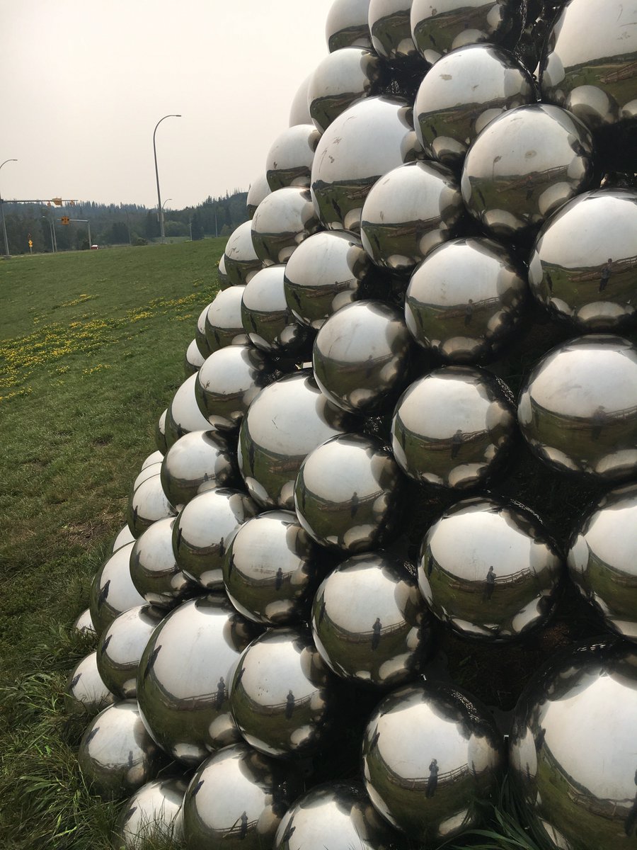 The paint has been removed and Talus Dome is back to its former glory! Thanks to everyone who shared their concern and offered to help. <a href="/CityofEdmonton/">City of Edmonton</a>