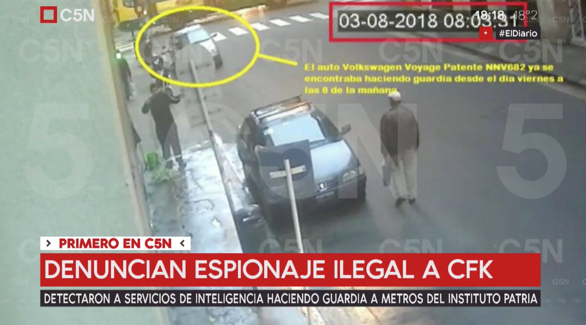 1solmartinez's tweet photo. @ischargro @VHMok @C5N @LRubinska #ElDiario @Gatosylvestre El mismo auto con la misma patente (Volkswagen Voyage,patente NNV 682) hacia espionaje en el 2016 a los trabajadores de el Posadas, pertenece a la AFI, acompaño link y captura:

https://t.co/9u9wXK2p2S https://t.co/Od5S0zpTEq