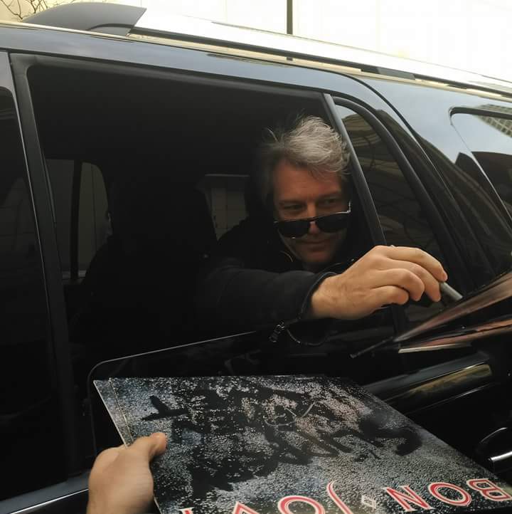 Chantel_benoit's tweet photo. My unique diamond painting of @jonbonjovi from the pic I took the day my dream came true. @bonjovi @TheMattBongiovi https://t.co/f58h8ErH1y