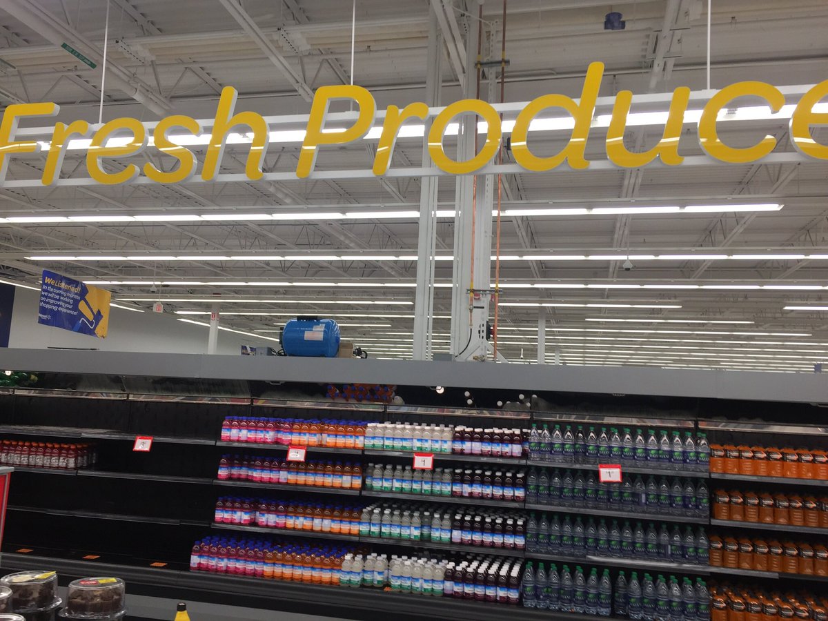 dianermartin's tweet photo. Dear Walmart, You and I have very different definitions of “produce”
#IDontThinkItMeansWhatYouThinkItMeans
#NeedADictionary
#LiquidDiet https://t.co/rpjvYs1v1M