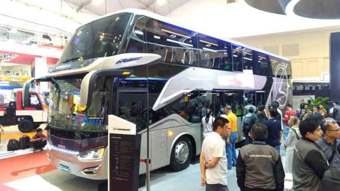 kabarpenumpang's tweet image. Karoseri Laksana Hadirkan Bus Legacy SR2 Double Decker - kabarpenumpang.com/karoseri-laksa… #KabarPenumpang #KaroseriLaksana #LegacySR2 #DoubleDecker