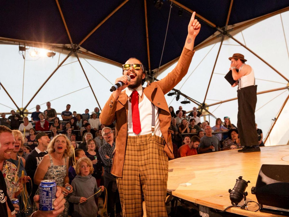 Independent's tweet image. Singing truth to power: How Kneehigh's new show uses mass karaoke to topple a dictator independent.co.uk/arts-entertain…