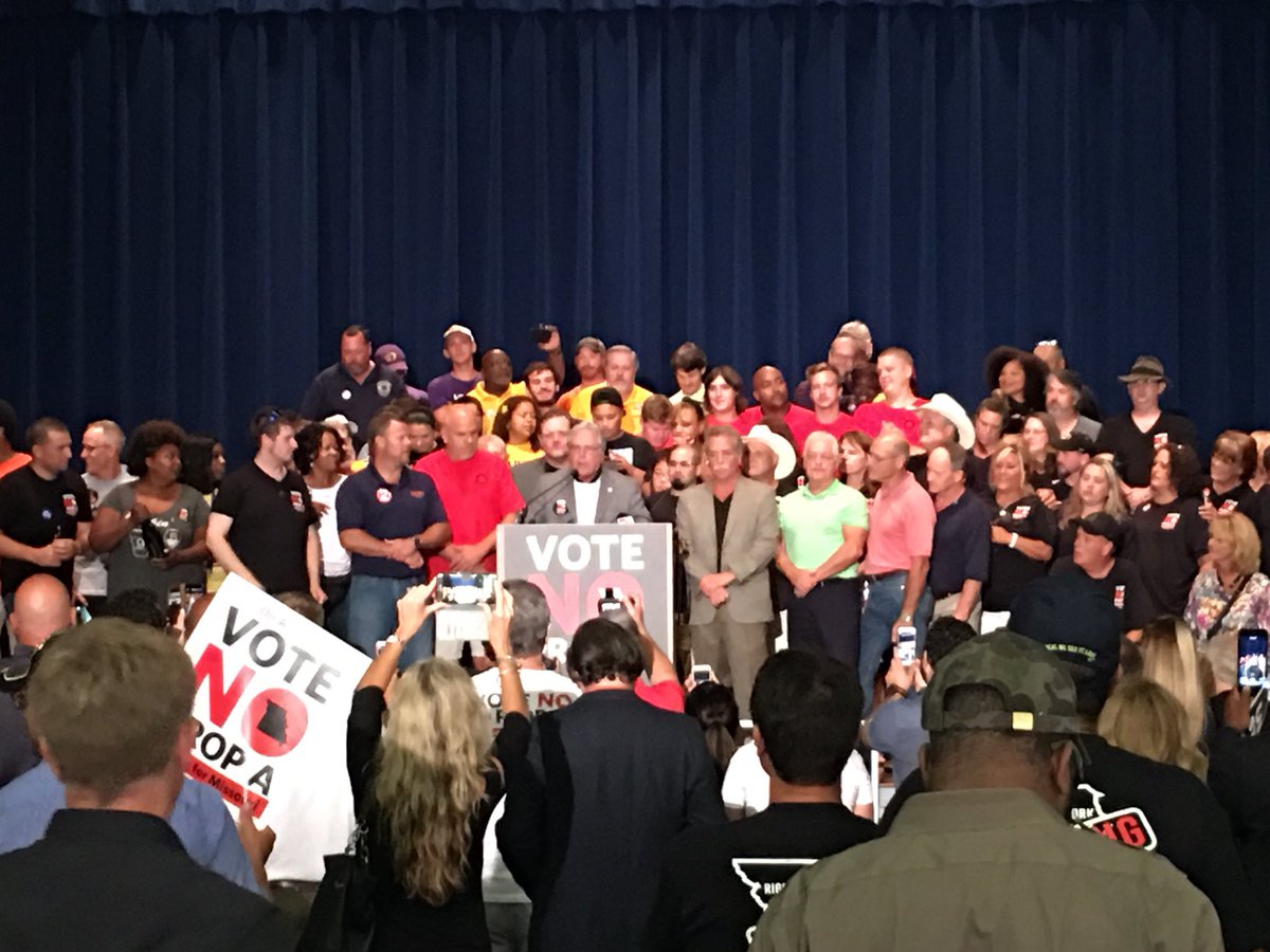 Union leaders addressing a very happy crowd at #SheetMetalWorkers In #STL as #PropA is apparently defeated in missouri #MOvote @ksdknews