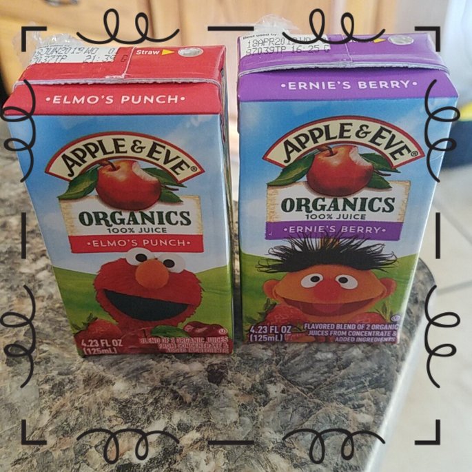 Jillycat5's tweet photo. mmm... mmmm.. Got some Apple &amp; Eve organic juice boxes for free to try from Influenster! we love 100% juice goodness! #AEorganics #maketheorganicchoice https://t.co/WYuEdYAvZR