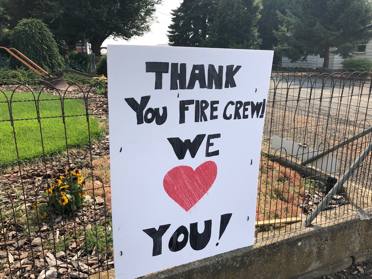 EA_IMT's tweet photo. Firefighting in extreme heat is difficult but extremely rewarding when the community is behind the effort! Thank you Davenport, WA! https://t.co/77wRqEYWm1