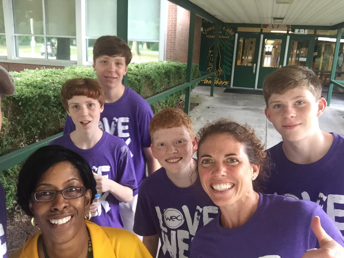 dgraham676's tweet photo. Thanks to our Waters Edge family for helping hands during Love Week. #GOQLMS https://t.co/27RZDUsHd0