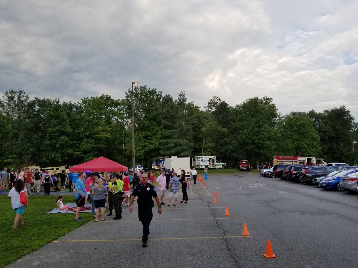 Rutland’s first night out! #firstnet #NationalNightOut2018 <a href="/SDelk04/">Stephen Delk</a> <a href="/CarolWalsh01/">Carol Walsh</a> <a href="/WilliamGStovall/">William Stovall</a> <a href="/802MBT/">Mary Beth</a> <a href="/Tyler_Ackleyy/">Tyler Ackley</a> <a href="/arock387/">alex rock</a> <a href="/SBlaisdell34/">Seth Blaisdell</a>