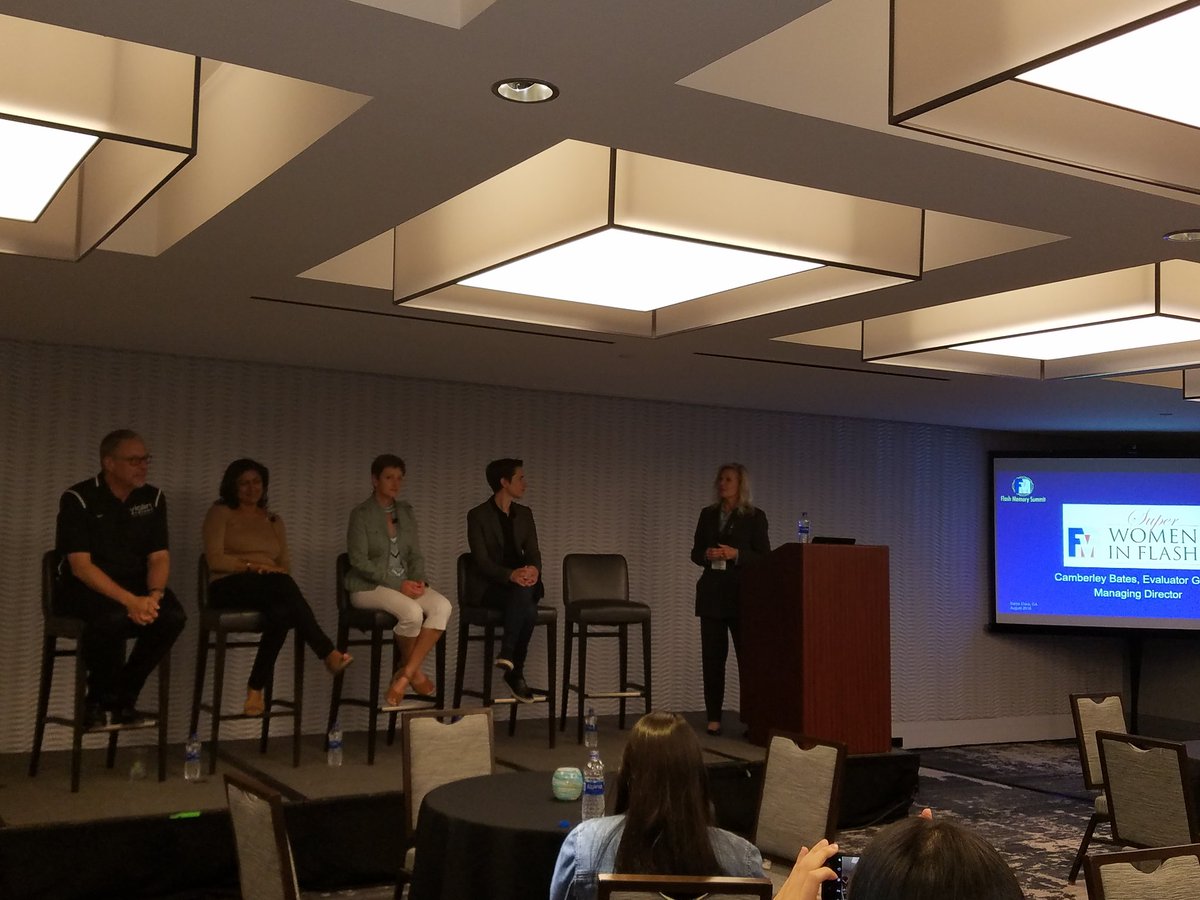 MartyFoltyn's tweet image. Attending the amazing Super Women in Flash panel at #FlashMemorySummit and proud to represent @SNIA