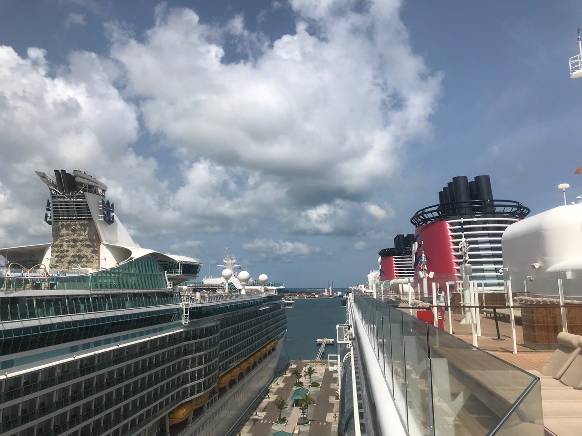 JuergFund's tweet photo. Once again #CTModule visits it's #CallistoPartners and #CallistoCustomers in the #USA.
The picture shows two #CallistoCruise and #Cisco #Cruise #Ships laying side by side in #Nassau, #TheBahamas. We are proud to be on them with our successful #ApplicationPlatform #Callisto. https://t.co/9tEdNw6Sxk