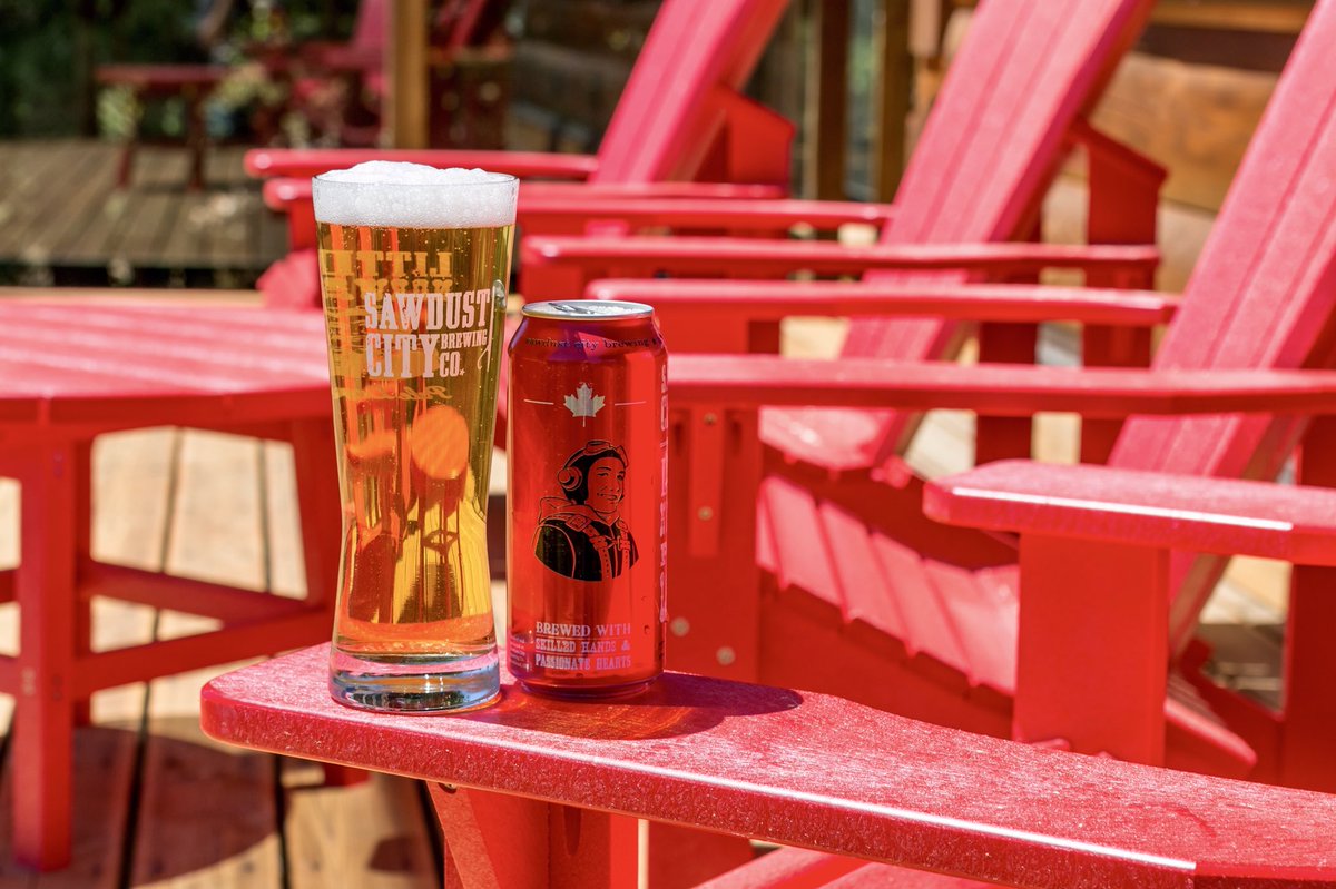 sawdustcitybeer's tweet photo. Hope everyone had the best #longweekend! Thanks to all who came out for @sawdustcitymusicfest, who had a beer with us at #SessionMuskoka, and who just included our beer in your weekend relaxation time! Cheers to making the most of the rest of summer! https://t.co/N4XaWKhJbS