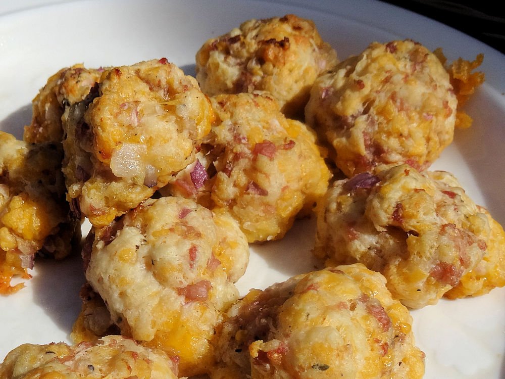 Episode 17 of my community TV show on <a href="/ShawTVEastKoot/">ShawTVEastKootenay</a> shows how to make Sausage Balls, Garlic Honey Mustard Wings and Fancy Shmancy Salmon. Check it out at oldfatguy.ca/?p=5875