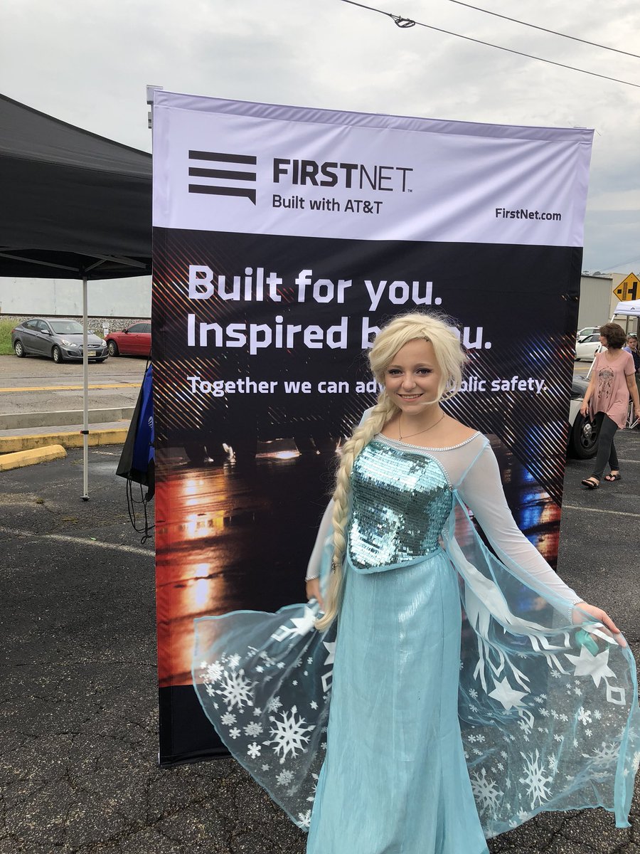 Elsa loves First Net! <a href="/404girl/">Betsy Francis</a> <a href="/DaleB1/">Dale S. Brown</a> <a href="/CShaneSmith1/">Shane Smith</a>  #firstnet #NationalNightOut2018
