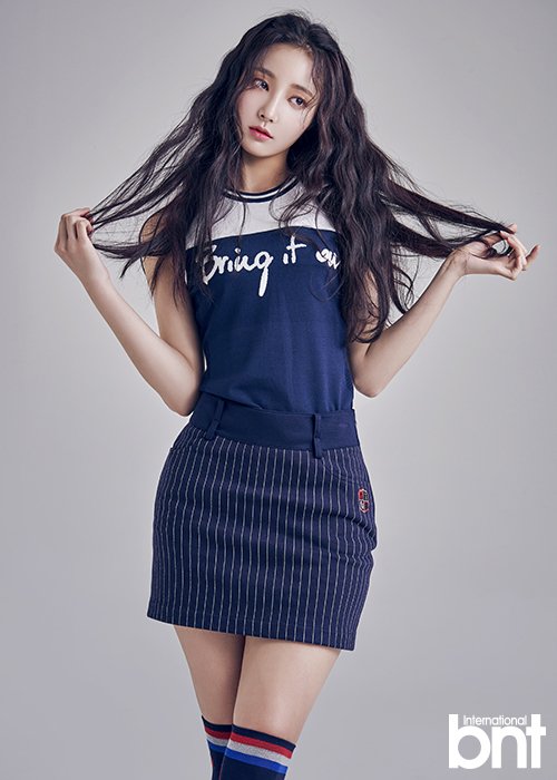 MrArthy's tweet photo. yeonwoo for bnt international https://t.co/MjO1N7VF3S