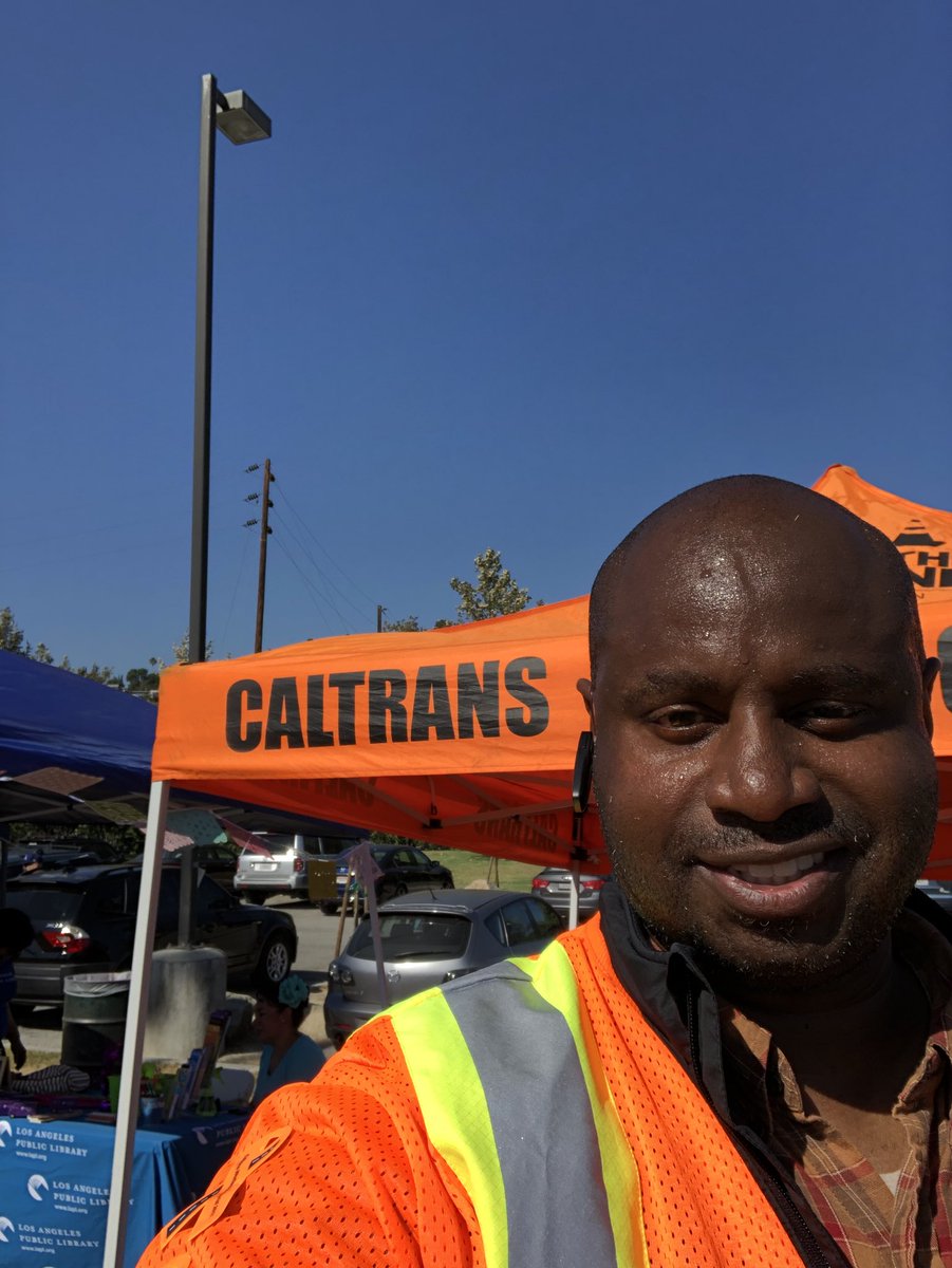 PDJones_Da_Gr8's tweet photo. Setting up for Touch-a-Truck event at Rio de Los Angeles State Park. @CaltransDist7 @LaurieBerman32 @glassel https://t.co/dTGvbjL70E
