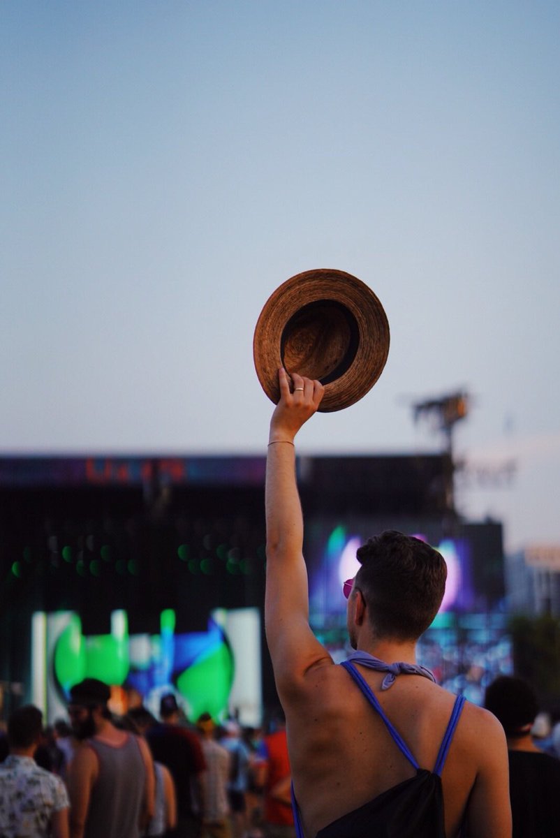 Citibank's tweet photo. ☀️→🌛 at #Lolla… Swipe through some of our favorite moments! #CitiVIP https://t.co/po8yRfT9ic