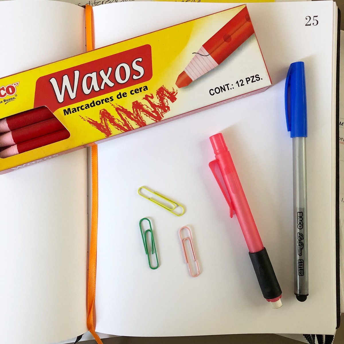 lolmagazine1's tweet photo. Escritorio BACO #baco #waxos #leume #stylus #boligrafo #pen #pluma #clips #goma #borrador #eraser #logo #design #art #hechoenmexico #conBdebueno #fabrica #mexico #cdmx #clienteIntegra360 https://t.co/pzpHwuDme6