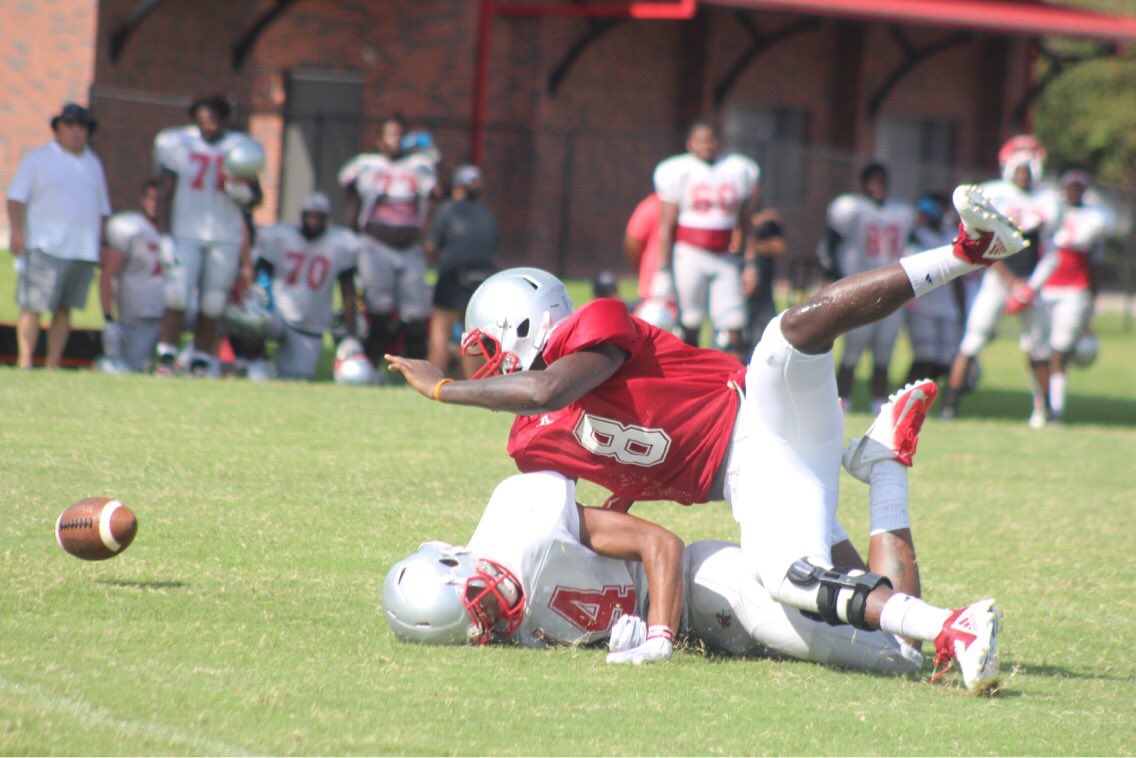 Nicholls_FB's tweet photo. Today was the first practice in full pads. Check out the #ColonelsCamp gallery on Facebook
📷 https://t.co/0xzSGduJDP https://t.co/fvz5MSvNIF