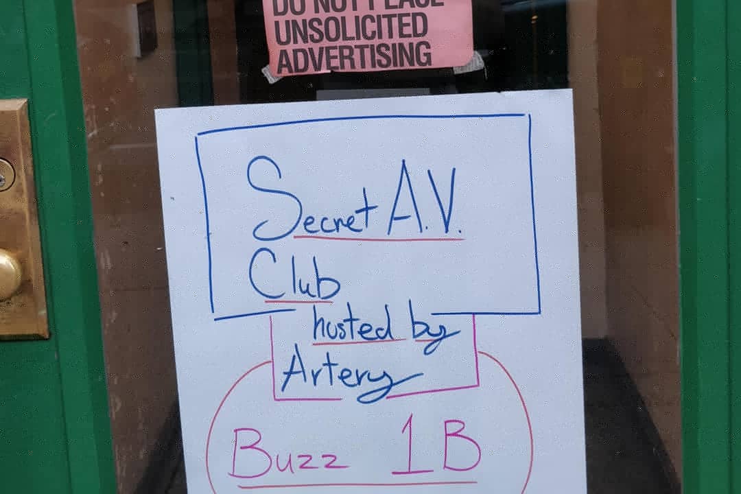 Fascinating #SecretAVClub showcase with <a href="/zinoman/">Jason Zinoman</a> about his reporting for his David Letterman biography. Hosted by @TWBDPodcast in her beautiful backyard. Organized and led by @iangoldsteinyes