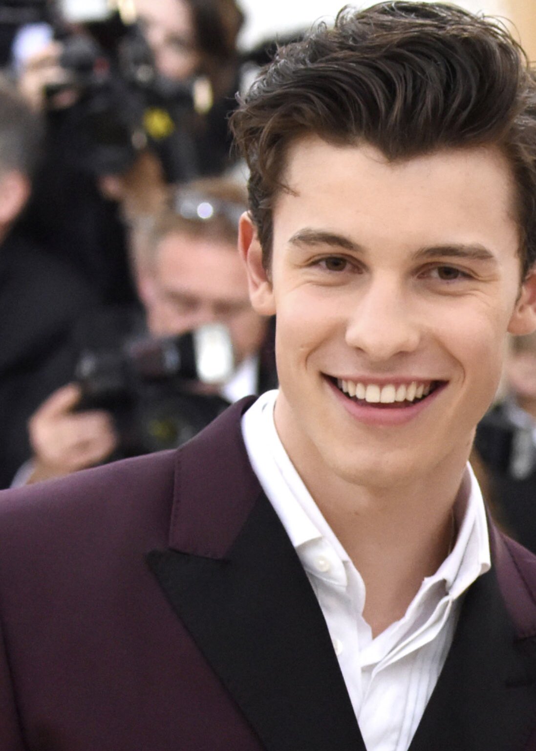Shawn Mendes’s Birthday Celebration | HappyBday.to