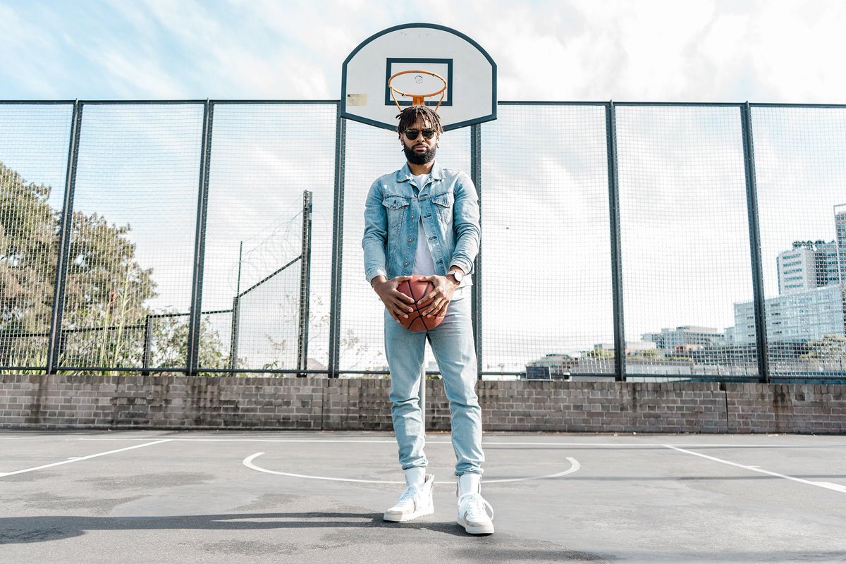 unclejackwatch's tweet photo. Patty Mills ✖️ UNCLE JACK 
We've teamed up with @patty_mills to create an extremely limited edition watch collection. Only 250 available in each style! 
Join our VIP waiting list for first access: https://t.co/4vTh2ydpFv https://t.co/2ro7CXP16Y