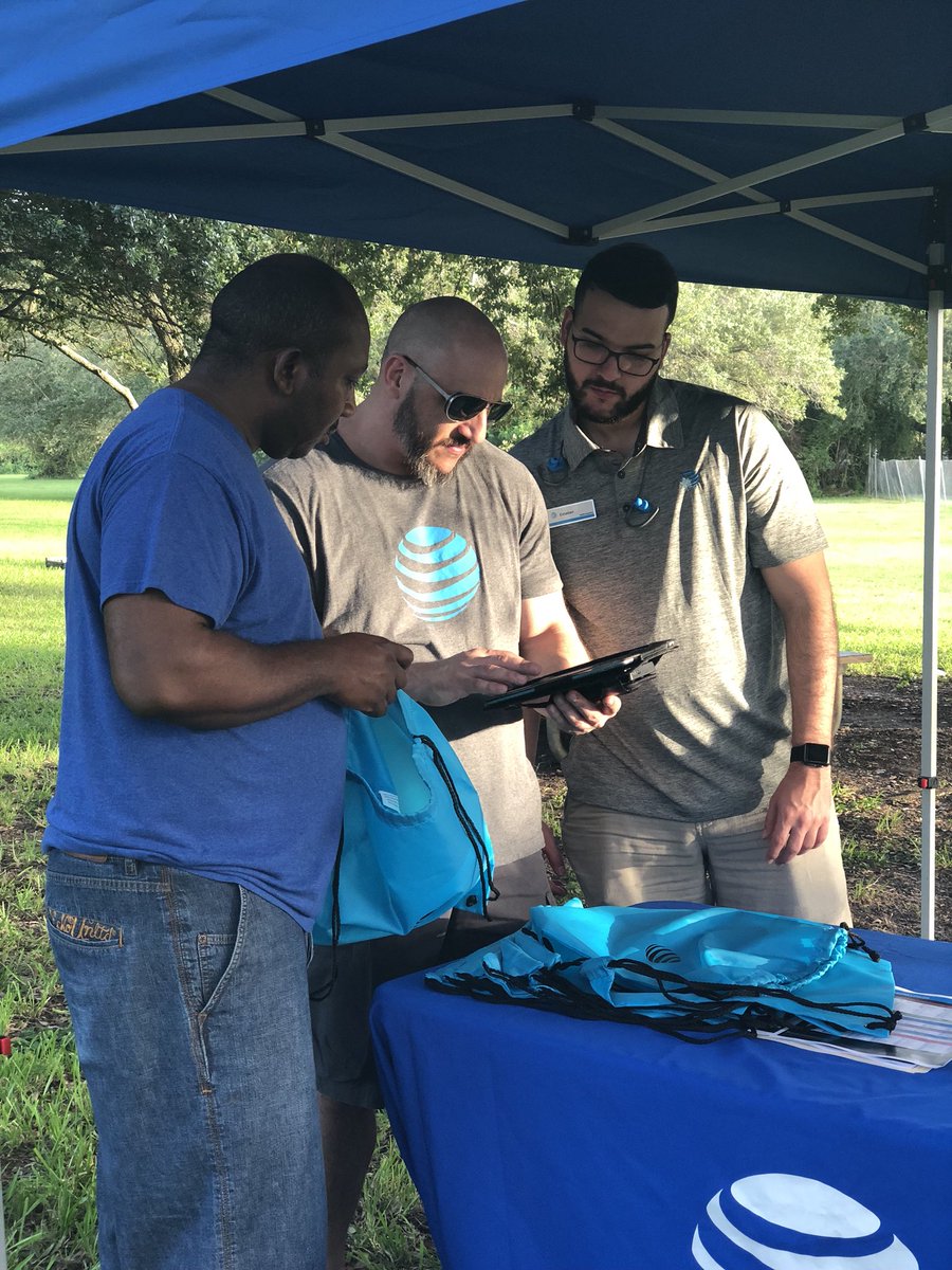 Lakes3Min's tweet image. Miami Lakes Team representing at the Miami Gardens Police Department NightOut event! Very Proud of my team!!!! #weekdayevents #miamilakesrocks @CristySwink @efrenfavela @One_FLA @Avi_Ciec_ARSM @reynaolivo1 @TerronJernigan @LeonDuarte19 @gm112h @JamesLeslie01