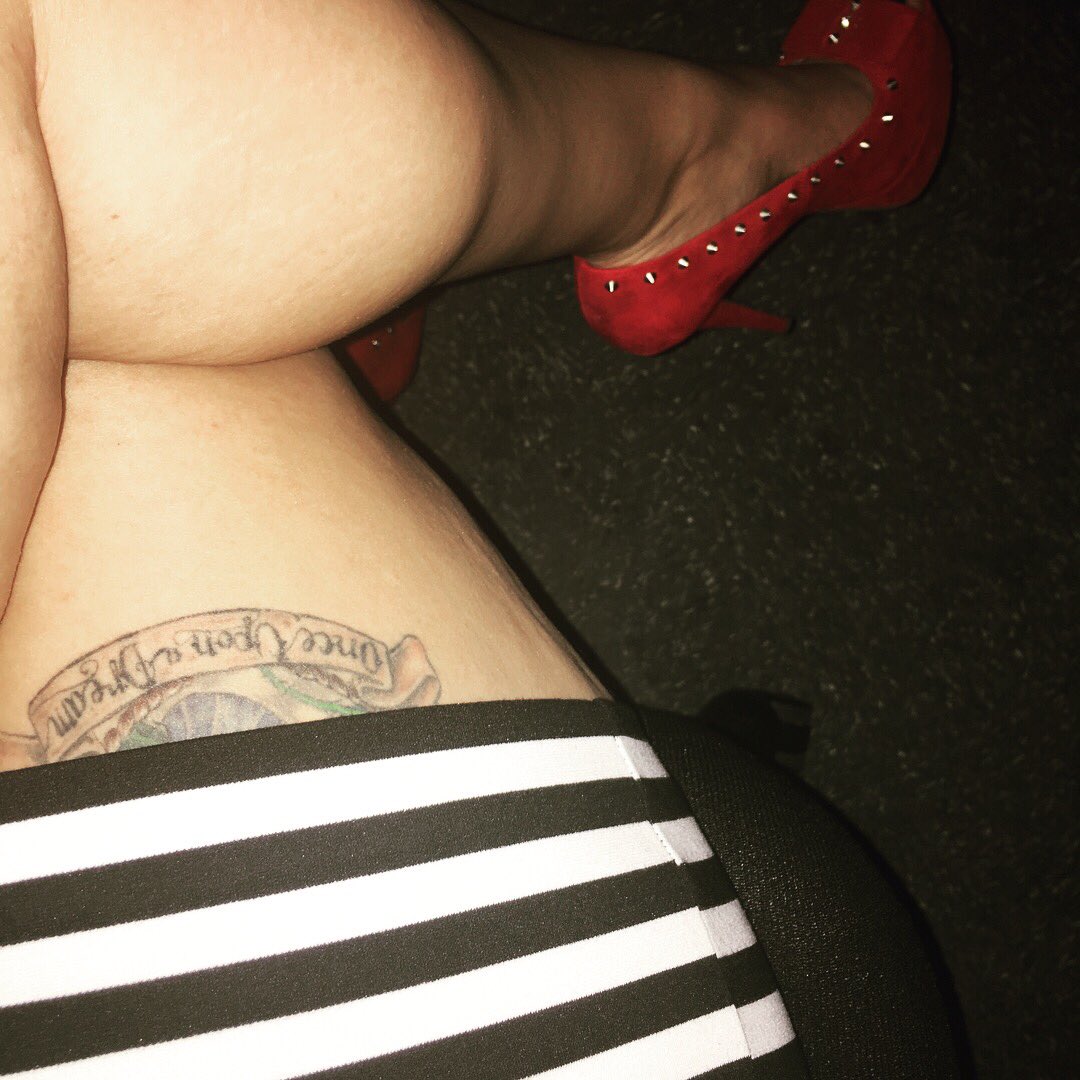 Disney_Alli's tweet photo. My @shoedazzle’s Vivianna gives a boost to my @DynamiteStyle skirt #Shoes #shoefie #shoestagram #shoesoftheday #sotd #outfitoftheday #ootd #dynamiteclothing #highheels #highheeledshoes #redhotheels #shoelover #shoefreak #shoeporn #shoewhore #shoeaddict #shoeaholic #shoeaddiction https://t.co/AqetxMu69E