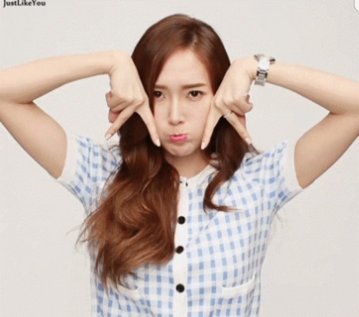 JessiSoshi_OT9's tweet photo. Lovely JessiCat 😁😺😘❤
#제시 #JessicaJung #11YearsWithJessica https://t.co/X5zpWG4SY8