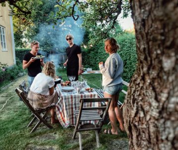 WeAreBast's tweet photo. Nothing is better than going home to family and eating good food and relaxing. Irina Shayk
#BastLife #BastBalance https://t.co/vqmdP3IpIV https://t.co/BQmnHvTiVk