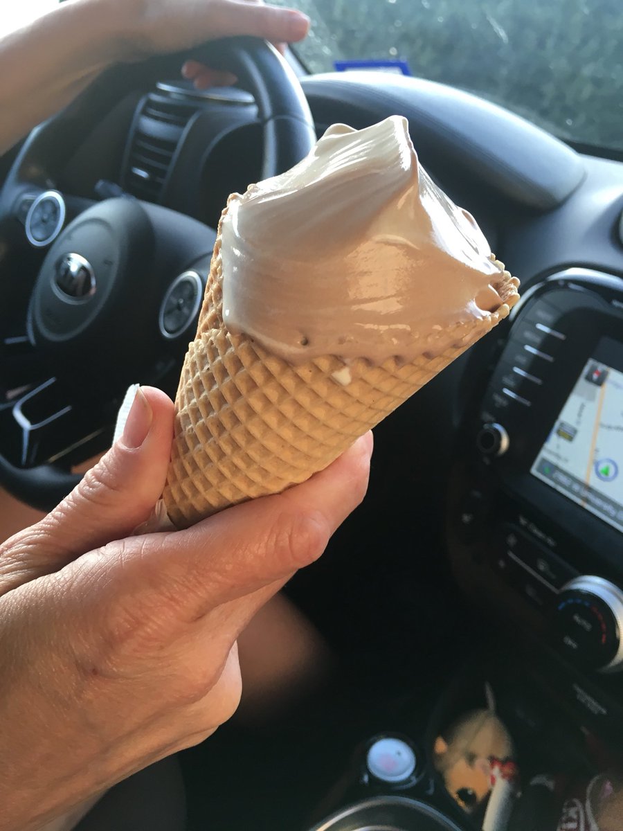 Sprout1968's tweet photo. First day back to school for teachers warrants a cold treat! @LewisvilleES #thePonyWay #LVESsummer https://t.co/TuSRvC33lc