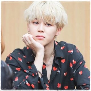 ZEON_9137's tweet image. 今日からarmy垢始めました！！
ぜひフォローしてください〜！

グクペンだけど、ジミンも好き。

#BTS
#armyいいねしてくれた人全員フォロー 
#armyさんRTしてくれたらフォローする