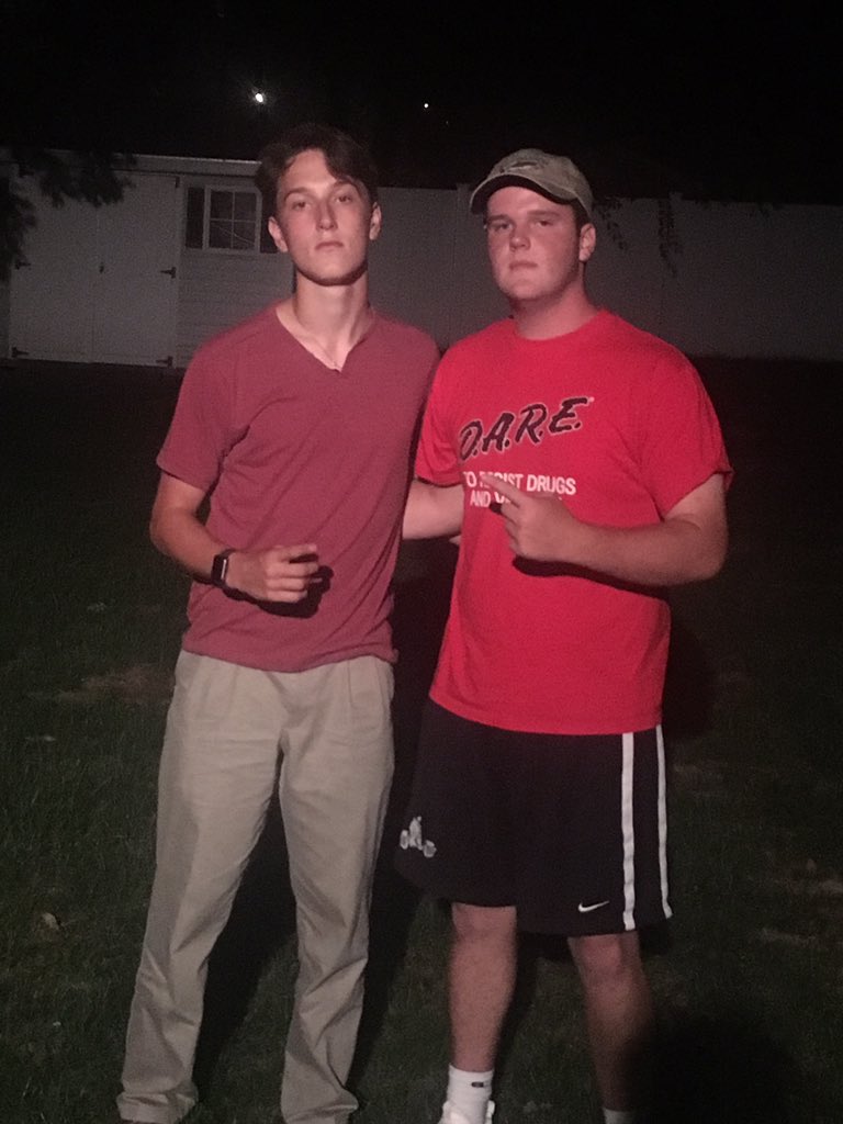 jake_tantorski's tweet photo. #NFZ #VanacoresTruck #HighAndTight #BeatHand #Smack #TheRegime #ithinkhewasatmoonrise #Shituh #RJ https://t.co/MoVO7t4BGr