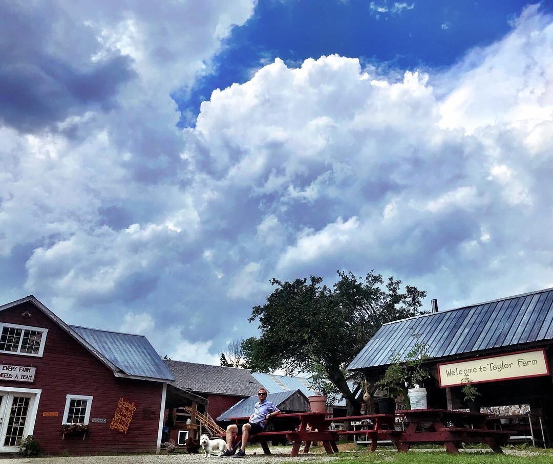 📸 iamsarahgrafferty: Today at #TaylorFarm #VT.