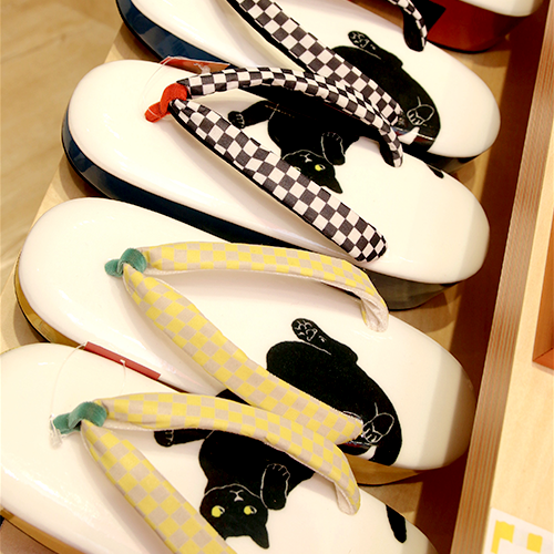 Kawaii I If You Don T Know Now You Know Today Is Way Important Today Is International Cat Day W Furifu ふりふ Kimono Fashion Zouri 着物 和装 草履 Nhkkawaii Kawaiicampus Cat 世界猫の日