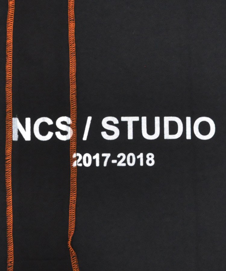 STYLISE_DONOBAN's tweet image. 【NOT COMMON SENSE】bit.ly/2nk7UWY  「"NCS"ReMAKE TEE」コットン生地を使用したリメイクTEE。デザインの異なる生地を用いたインパクト抜群のリメイクデザインが特徴。同じ物は存在しない一つだけの完全な1点ものとなるリミテッドアイテム。 ¥15,984(税込) #2018AW #NOTCOMMONSENSE #NCS