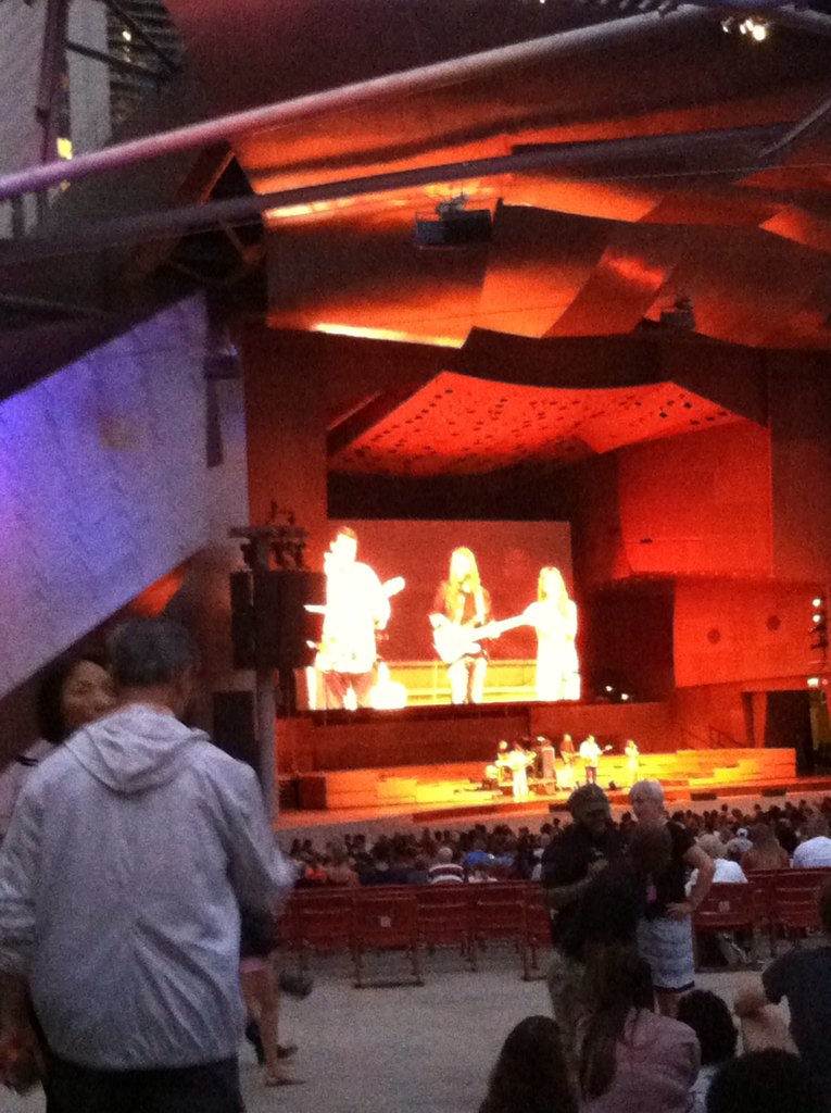 Great set by <a href="/BahamasMusic/">Bahamas</a> in Chicago's <a href="/Millennium_Park/">Millennium Park</a> last night