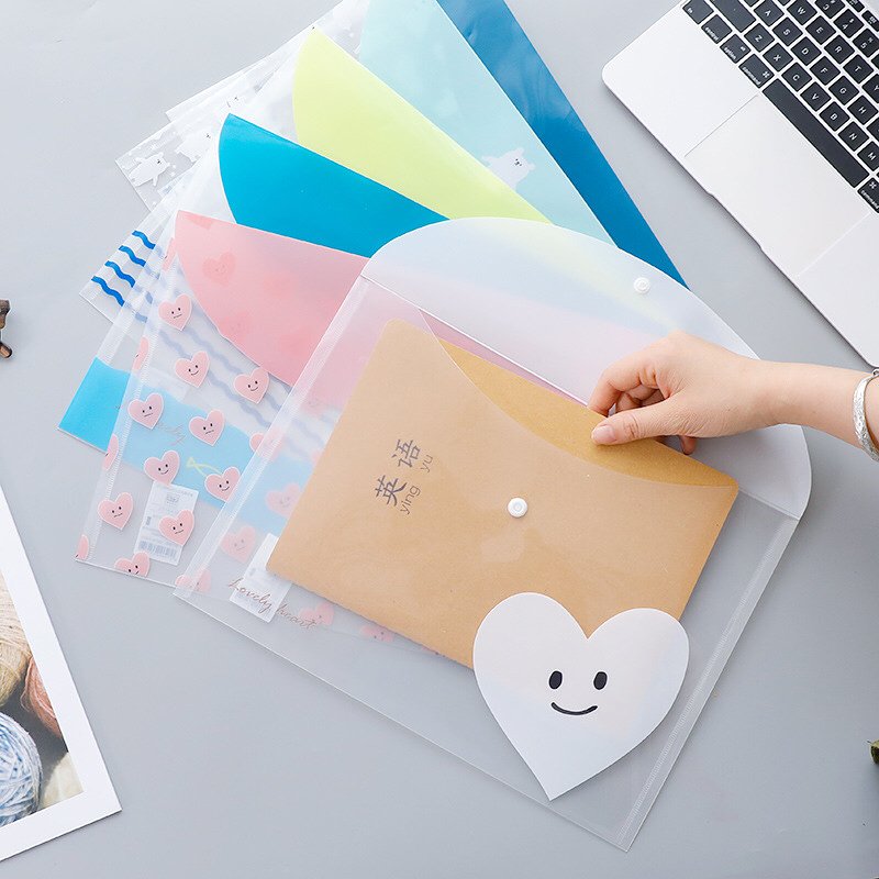 YiwuOfficial's tweet photo. The school is about to start, and the file bag is also an essential stationery.#filebag #pencilcase #stationery #studytime #folder #filebag #jianwu #yiwu #china https://t.co/Ku6Gy9dsMd