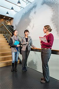 NZShores's tweet photo. The government changes to NZ post-study rights are now imminent. Check out our website to see what was proposed initially, and keep up to date on what's coming by 'liking' us on Facebook or Twitter! #immigrationchanges #nzstudentvisa 🎓👩🎓 👨🎓 🛃
https://t.co/KElZKUSxUO https://t.co/aqisXSw8bj