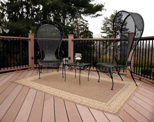 It is great to have a nice outdoor rug. However, you have a problem to keep it clean and looking good from all your children and pets in the house. 
rvacleaningsolutions.com/blog/how-to-cl…