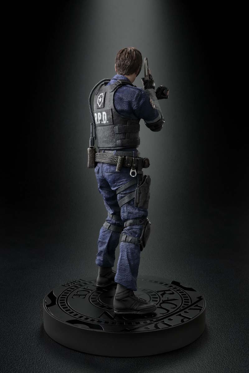 resident evil 2 remake action figures